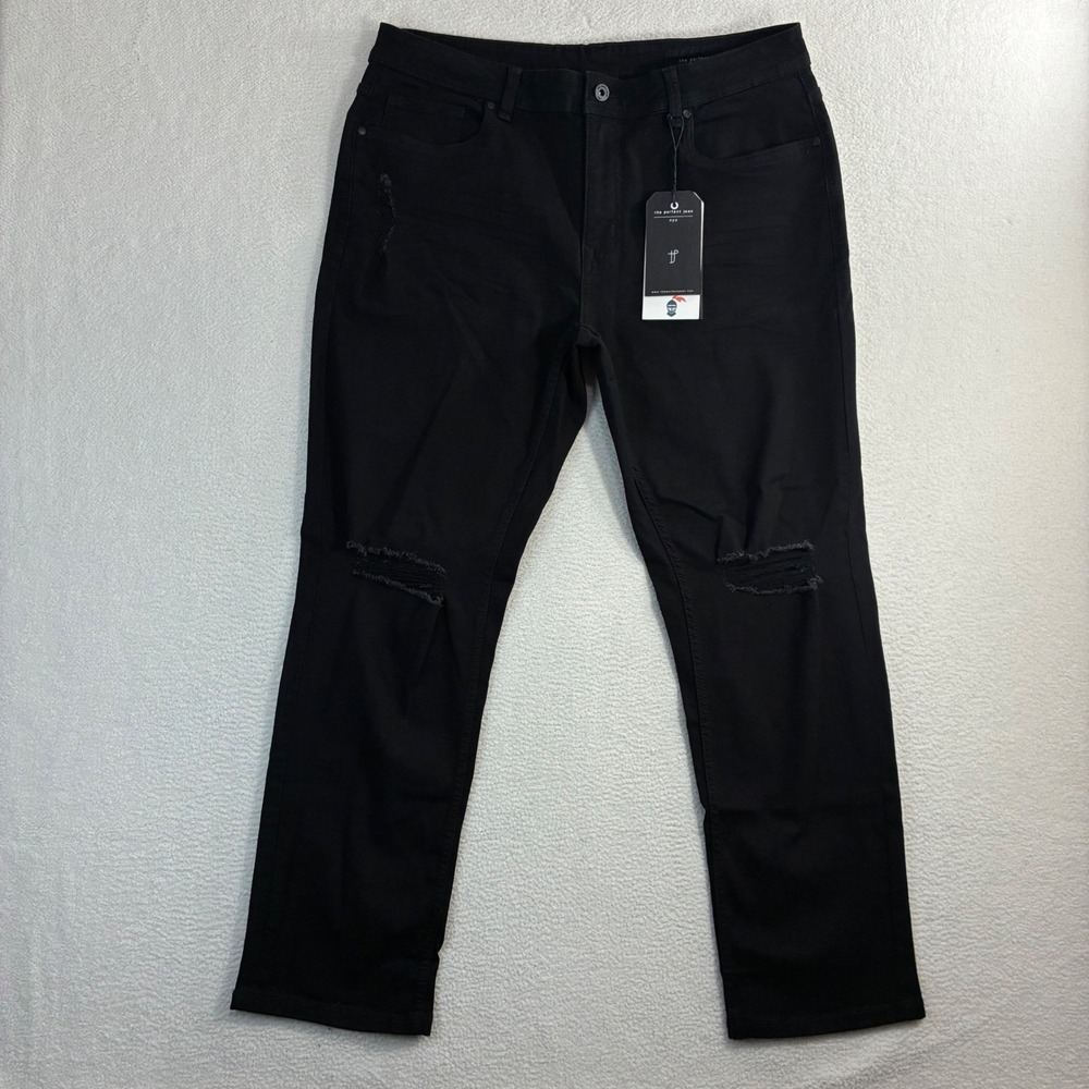 Black Relaxed Fit Men’s Jeans - Distressed Knee